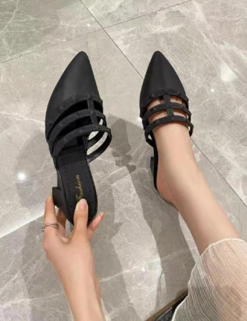 Saboti SHEIN, negru Negru