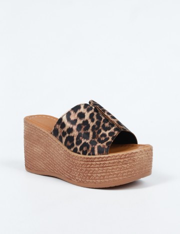 
						Saboti SHEIN, animal print