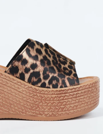 Saboti SHEIN, animal print Animal print