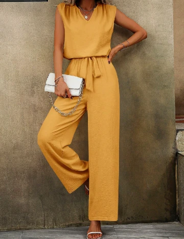 Compleu SHEIN, mustar