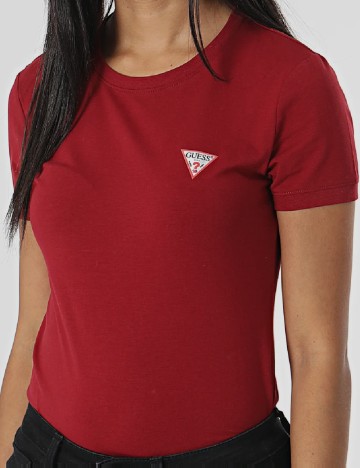 
						Tricou Guess, visiniu