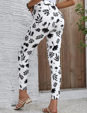 Pantaloni SHEIN, alb
