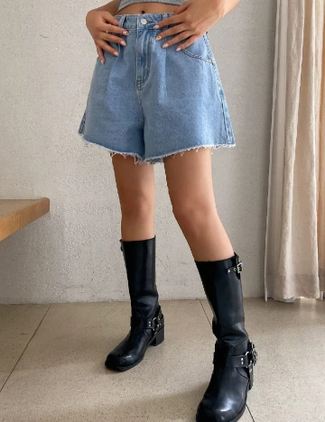 Pantaloni scurti Dazy, albastru Albastru