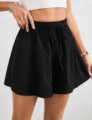 
						Pantaloni scurti SHEIN, negru