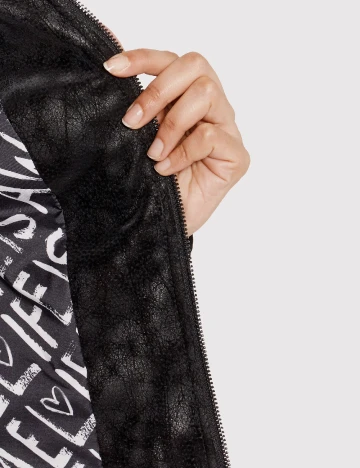 Jacheta Desigual, negru