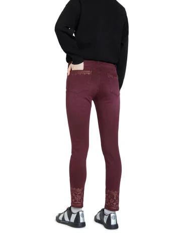 Blugi Desigual, mov