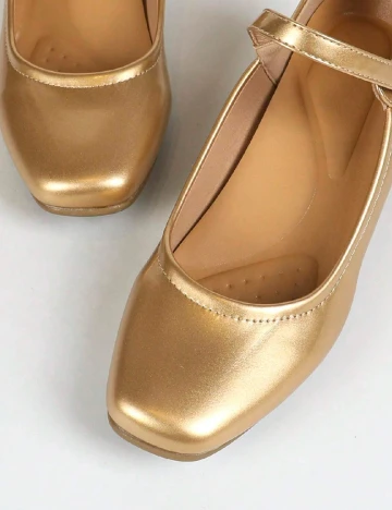 Pantofi SHEIN, auriu Galben