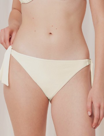 
						Chilot de  baie Triumph, ecru