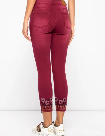 Blugi Desigual, visiniu Rosu