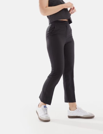 
						Pantaloni ASOS, negru