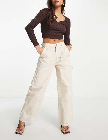 
						Pantaloni ASOS, crem