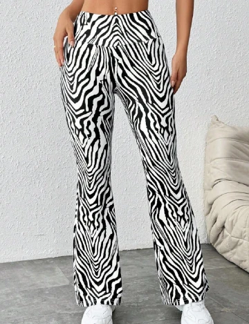 Pantaloni SHEIN, alb/negru Negru