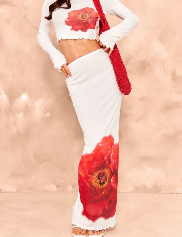 
						Fusta PRETTYLITTLETHING, alb