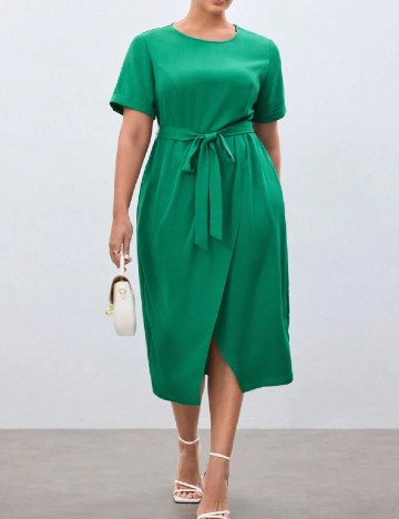 
						Rochie medie SHEIN CURVE, verde