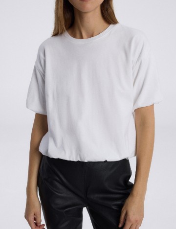 
						Tricou Reserved, alb