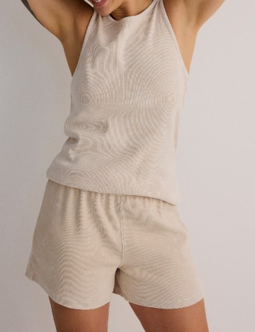 
						Pijama Reserved, crem