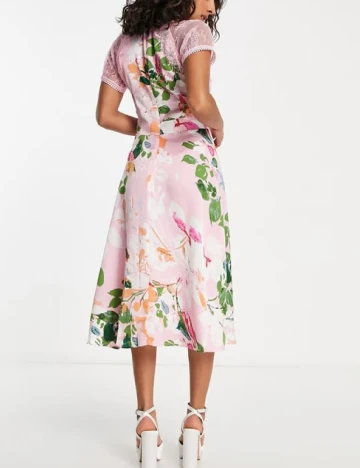 Rochie medie Liquorish, roz
