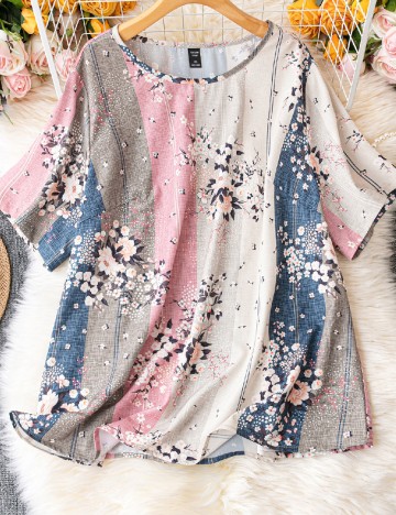
						Tricou SHEIN CURVE, mix culori