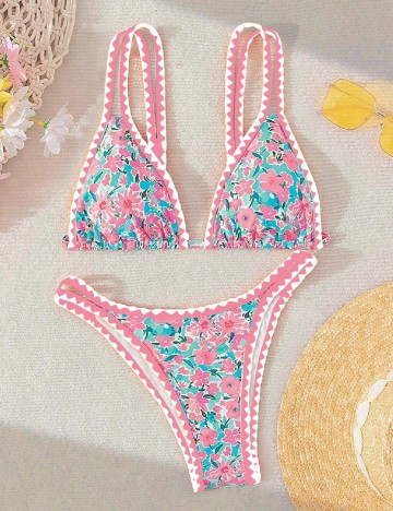 
						Costum de baie SHEIN, roz