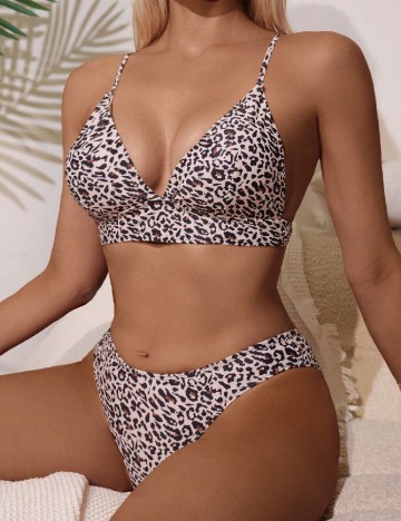 
						Costum de baie SHEIN, animal print