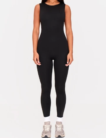 Salopeta PRETTYLITTLETHING, negru