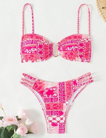
						Costum de baie SHEIN, roz