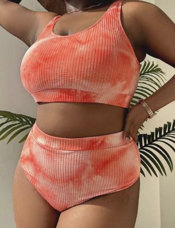 
						Costum de baie SHEIN, corai