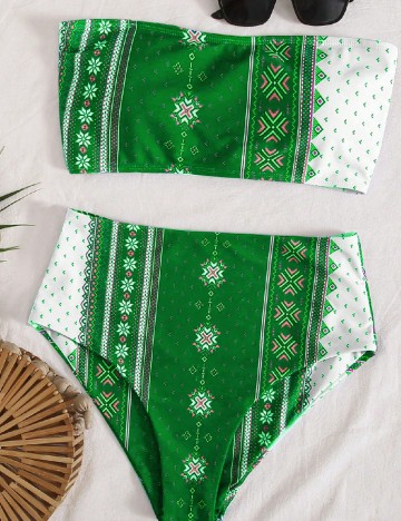 
						Costum de baie SHEIN, verde