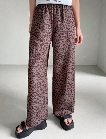 Pantaloni SHEIN, maro Maro