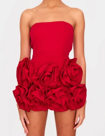 Salopeta PRETTYLITTLETHING, rosu