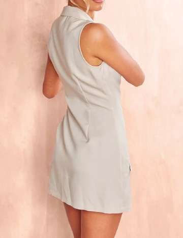 Rochie scurta PRETTYLITTLETHING, gri