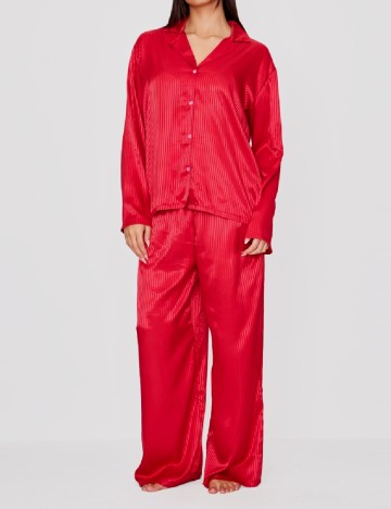 Pijama PRETTYLITTLETHING, rosu