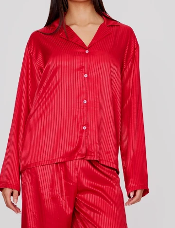 Pijama PRETTYLITTLETHING, rosu