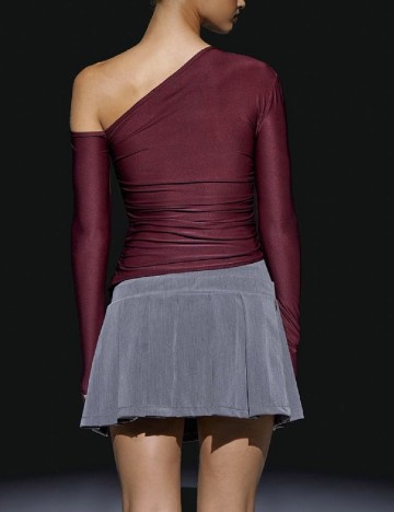 Bluza PRETTYLITTLETHING, pruna
