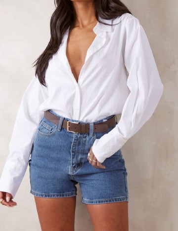 
						Pantaloni scurti PRETTYLITTLETHING, albastru