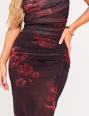 Rochie lunga PRETTYLITTLETHING, negru