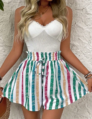 Pantaloni scurti SHEIN, mix culori