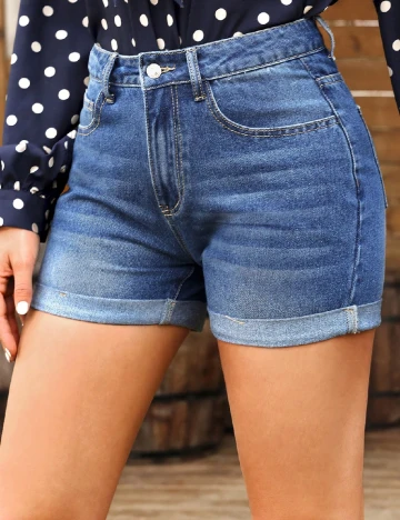 Pantaloni scurti SHEIN, albastru Albastru