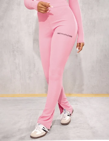 Pantaloni PRETTYLITTLETHING, roz Roz
