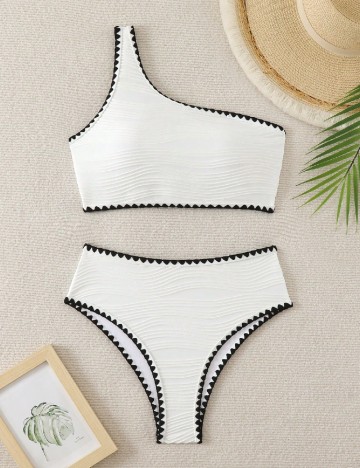 
						Costum de baie SHEIN, alb