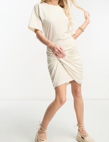 
						Rochie scurta ASOS, crem