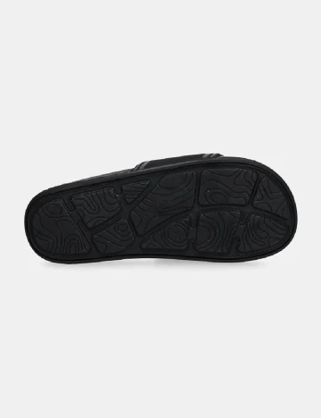 Slapi Hummel, negru Negru