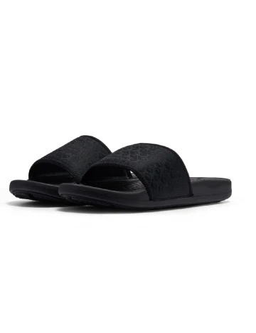 Slapi Hummel, negru