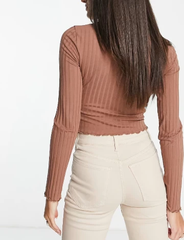 Top ASOS, maro