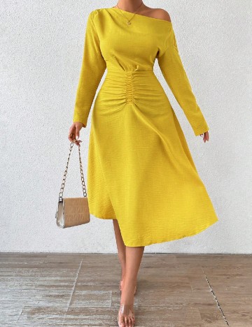 
						Rochie medie SHEIN, galben
