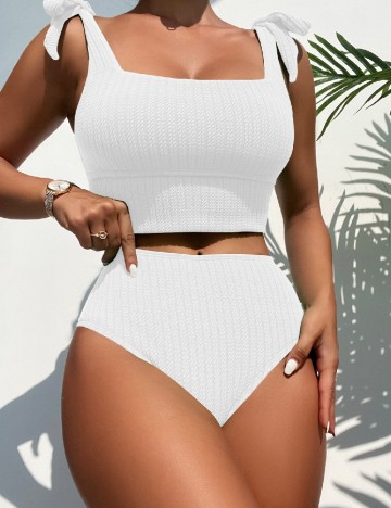 
						Costum de baie SHEIN, alb