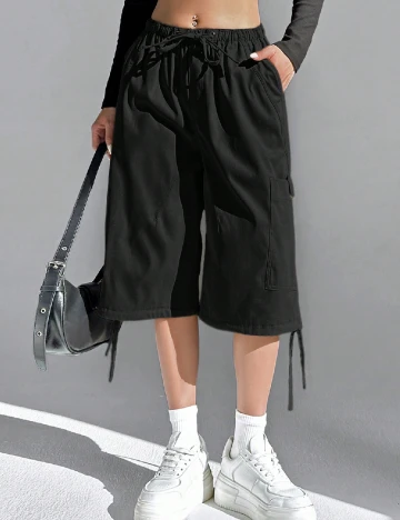 Pantaloni scurti SHEIN, negru Negru