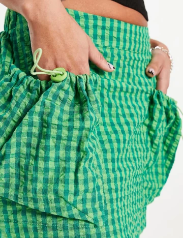 Fusta ASOS, verde