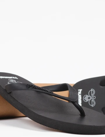 Slapi Hummel, negru Negru