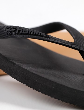 Slapi Hummel, negru